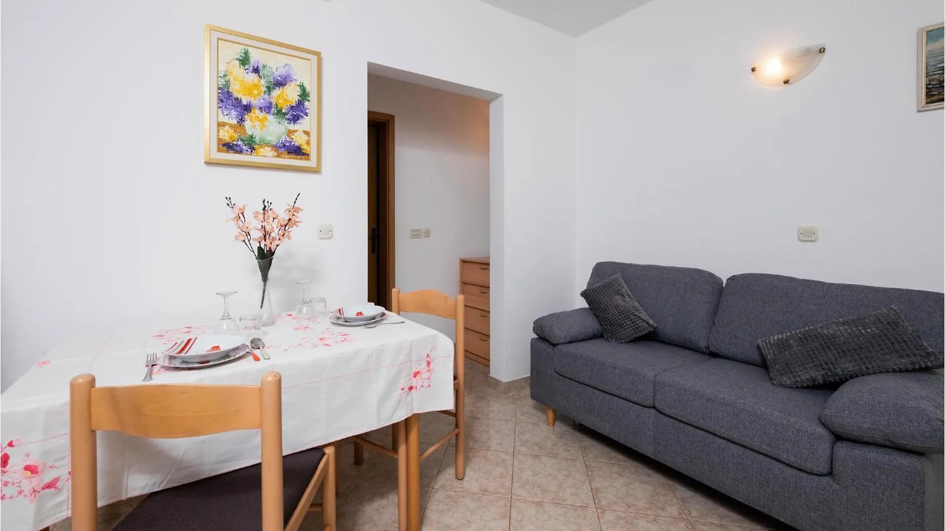 Beautiful Apartment In Pula With Kitchen